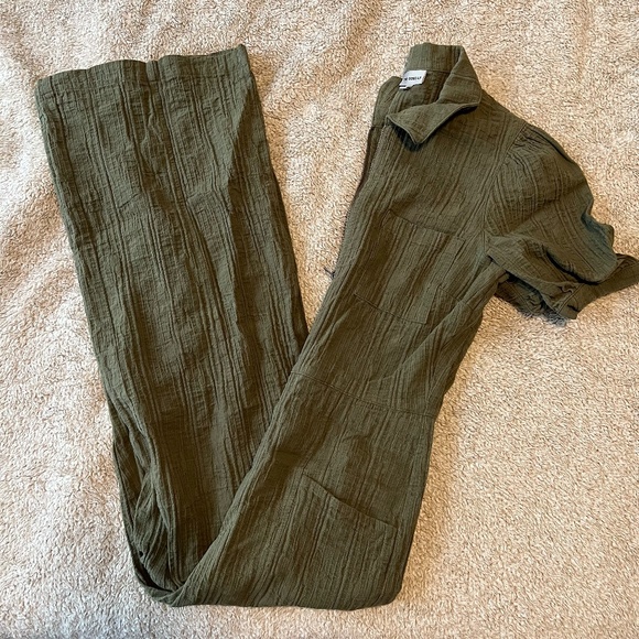 Anthropologie RARE The Odells Textured Green Jumpsuit - Picture 2 of 7